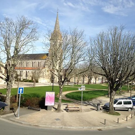 Bar Restaurant D'hourtin Ξενοδοχείο *